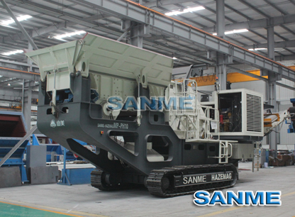 履帶式移動(dòng)反擊制砂機(jī)